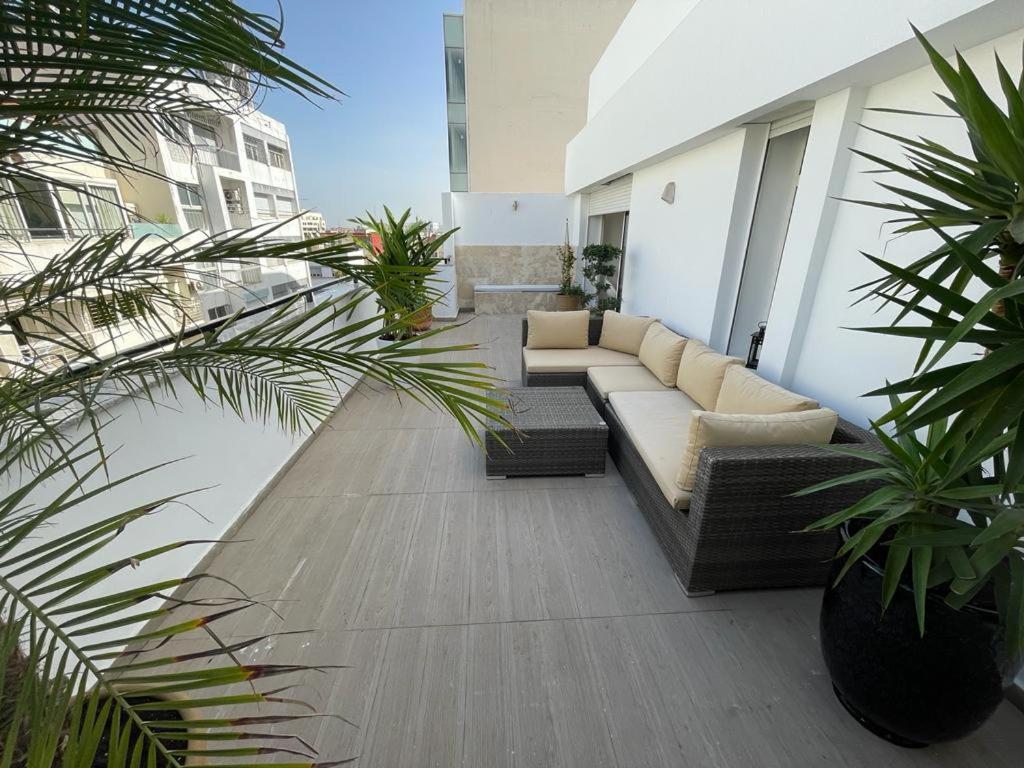 Central, Terrasse, Confortable - Bleue Residence Casablanca Exterior photo